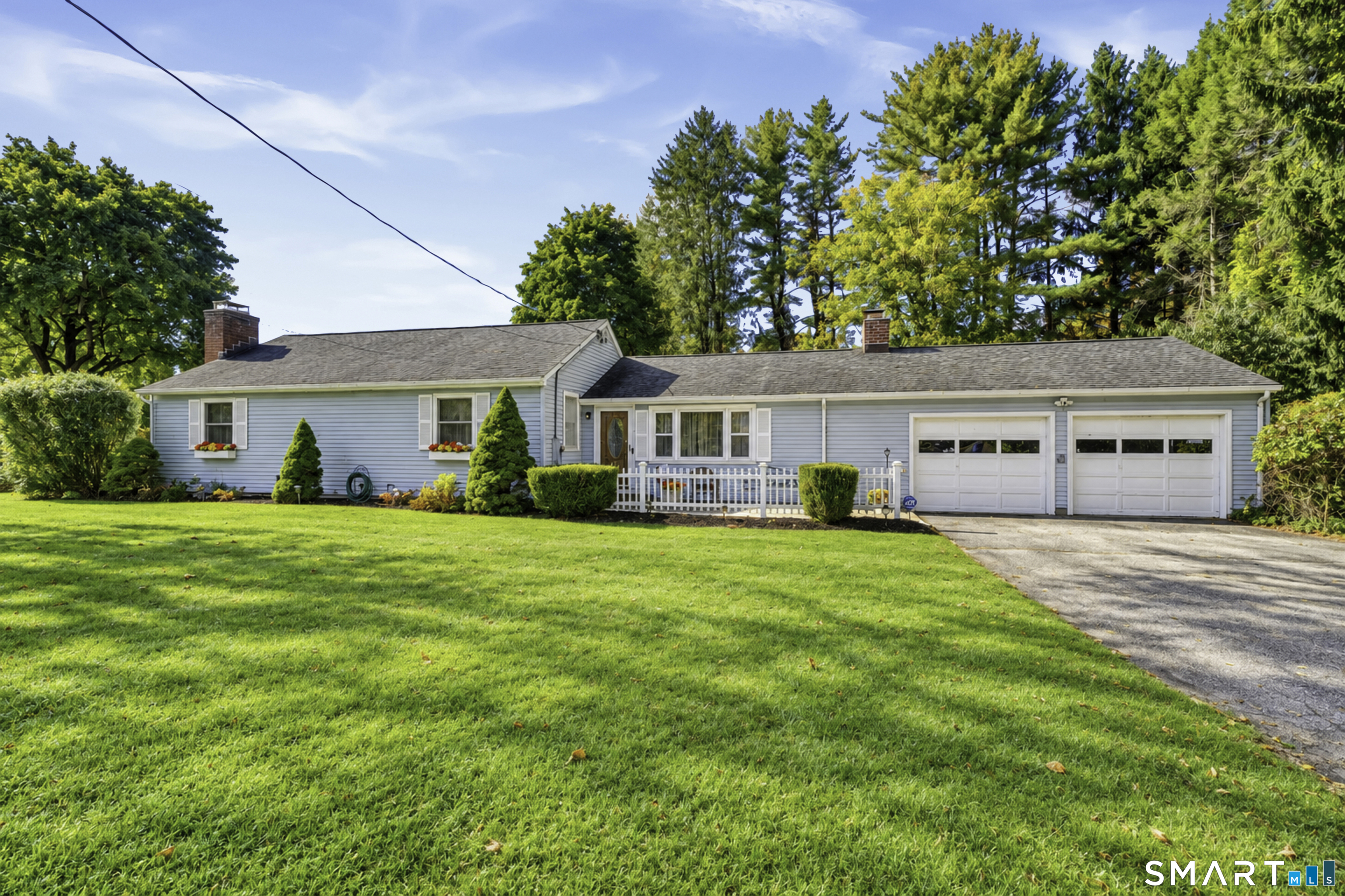 162 Pocono Road, Brookfield, CT 06804 | For Sale at $549,900