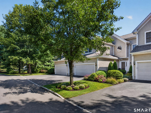  single family home for sale located at 17 Regency Circle, 17, Trumbull, CT 06611