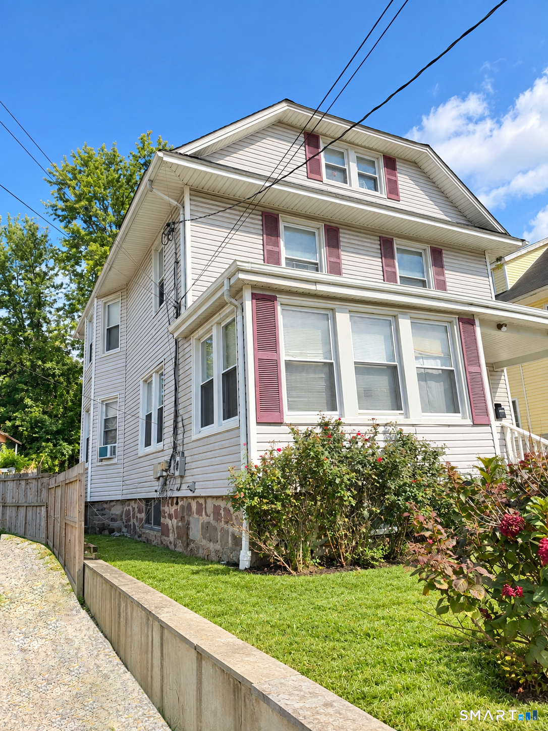 2 Lincoln Avenue, Norwalk, CT 06854 | For Sale at $725,000