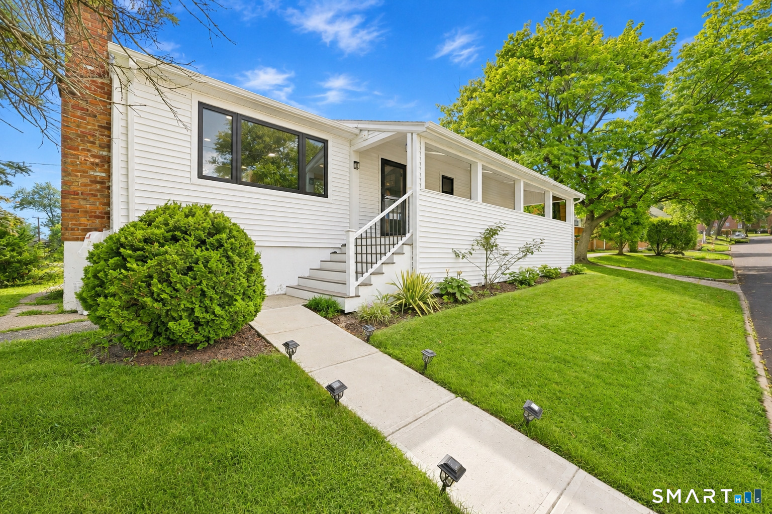 17 Hazel Street, Fairfield, CT 06825 | For Sale at $750,000