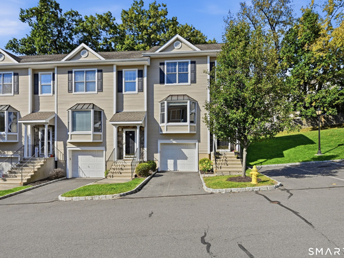  townhouse condo for sale located at 15 Scuppo Road, 1501, Danbury, CT 06811