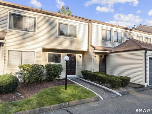  townhouse condo for sale located at 33 Deer Run, 33, Bethel, CT 06801