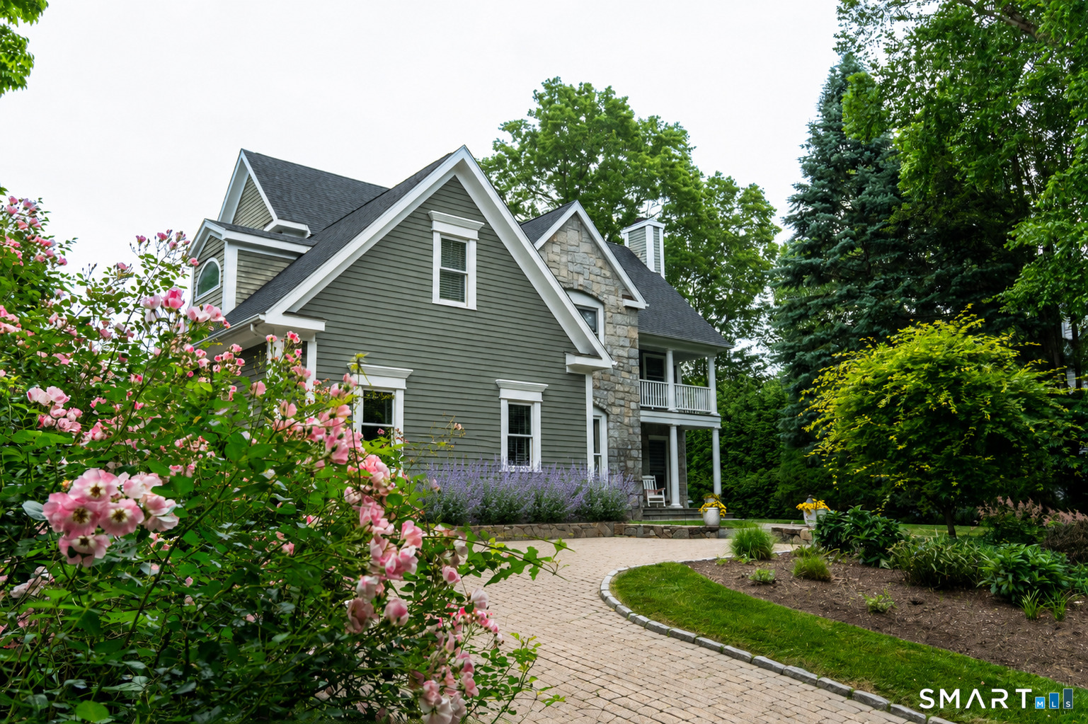 19 Christopher Lane, Norwalk, CT 06851 | For Sale at $1,579,000
