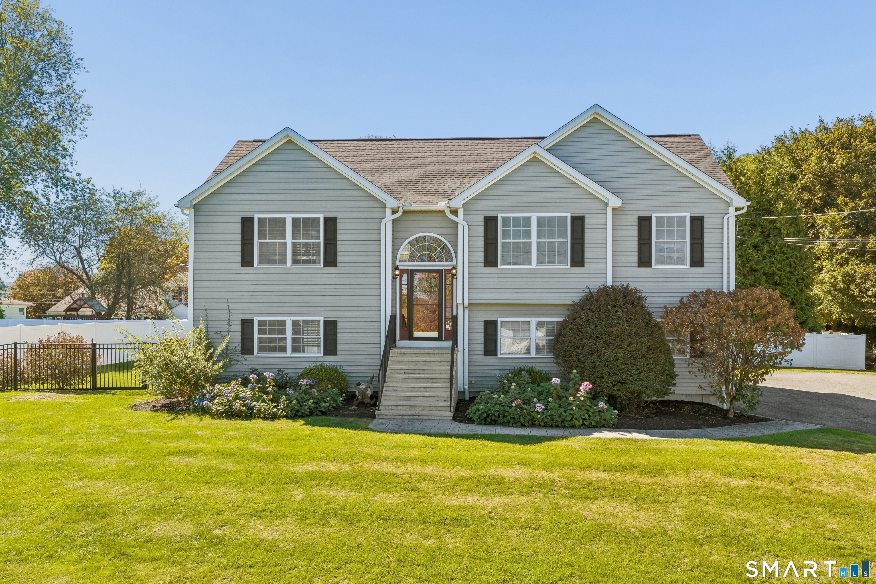 38 Jeanette Road, Danbury, CT 06811 | For Sale at $689,000