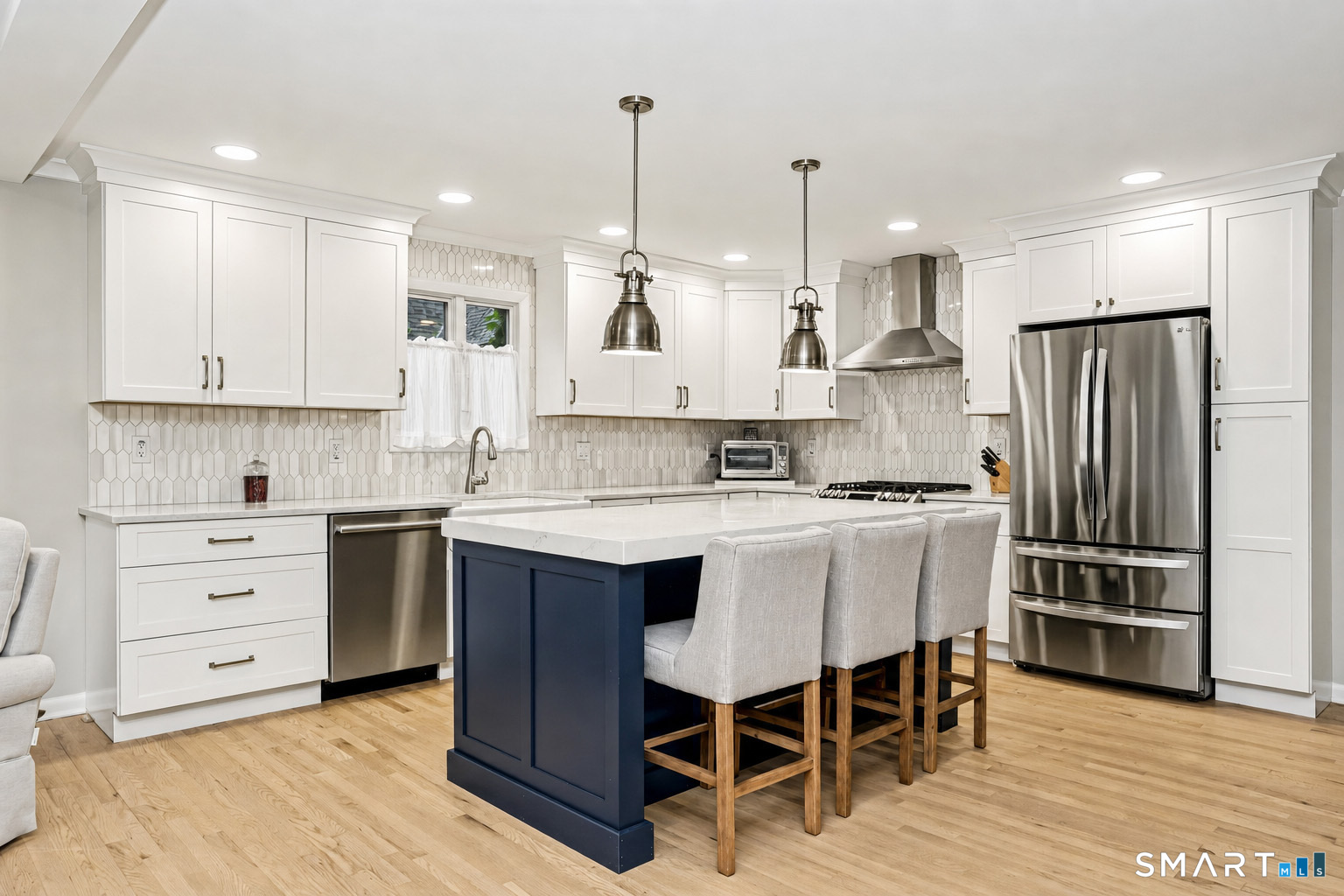 25 Westview Place, Greenwich, CT 06878 | For Sale at $1,699,000