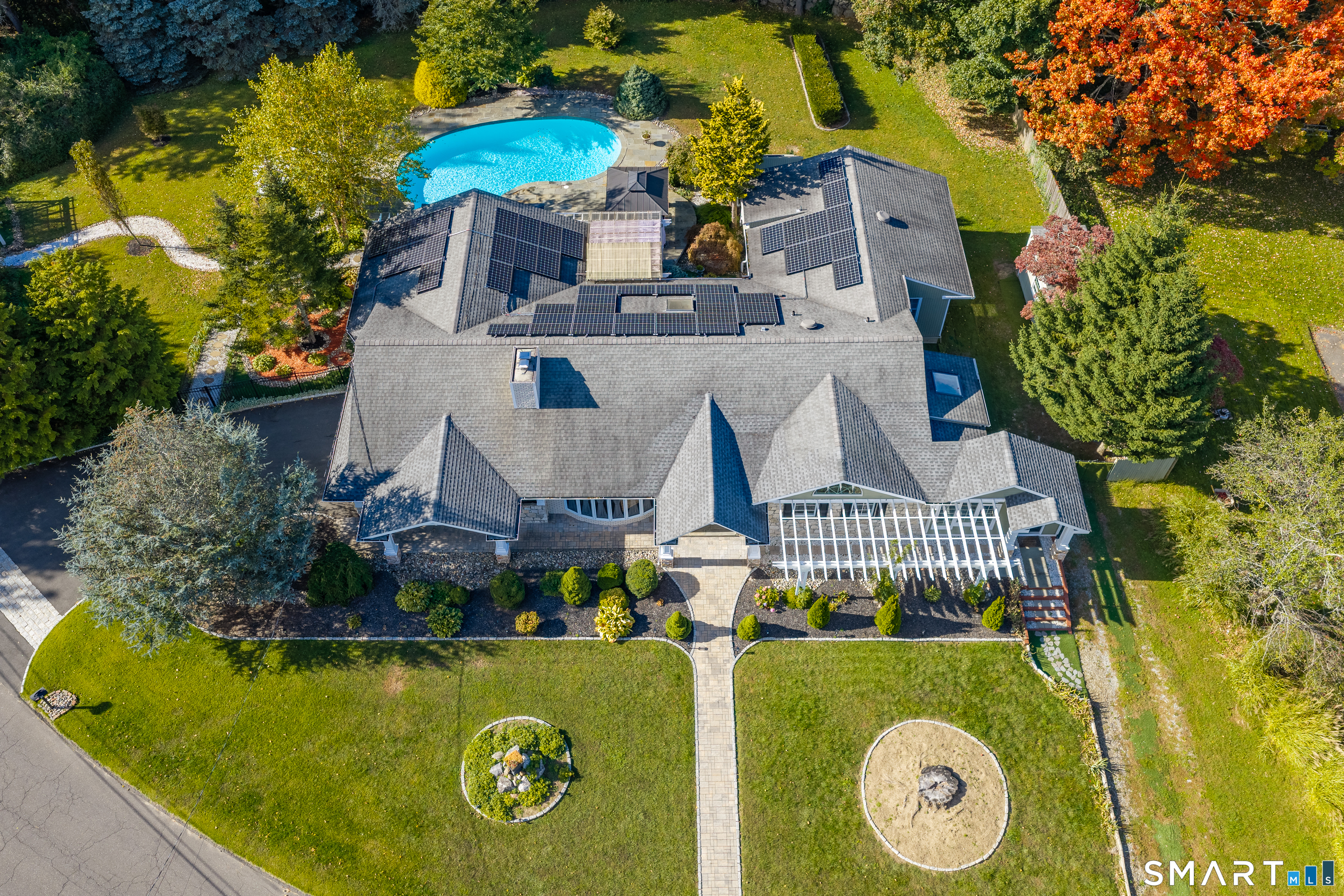 3 Dogwood Drive, Danbury, CT 06811 | For Sale at $979,000