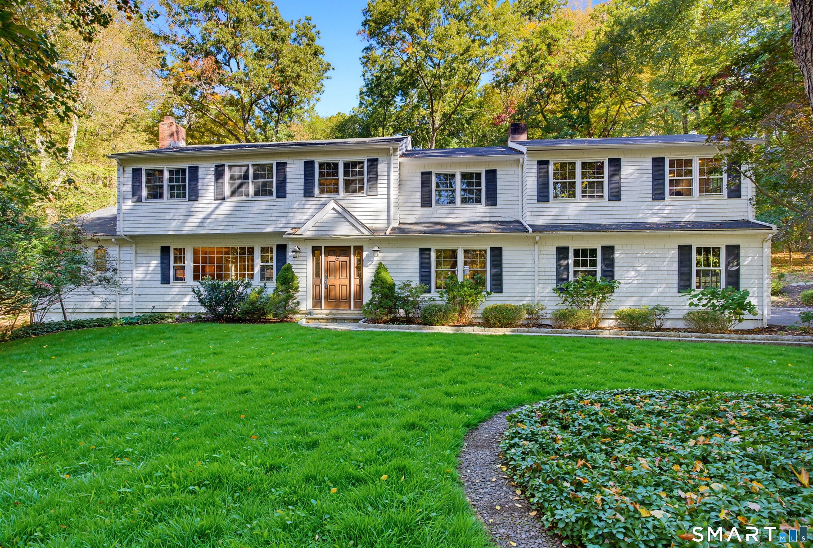 8 Glen Lane, Weston, CT 06883 | For Sale at $1,475,000
