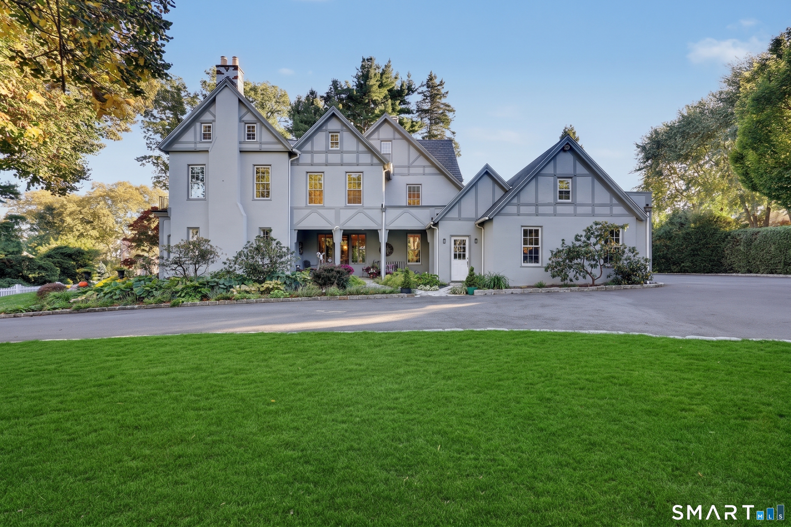 37 Thorne Place, Bridgeport, CT 06605 | For Sale at $2,499,000