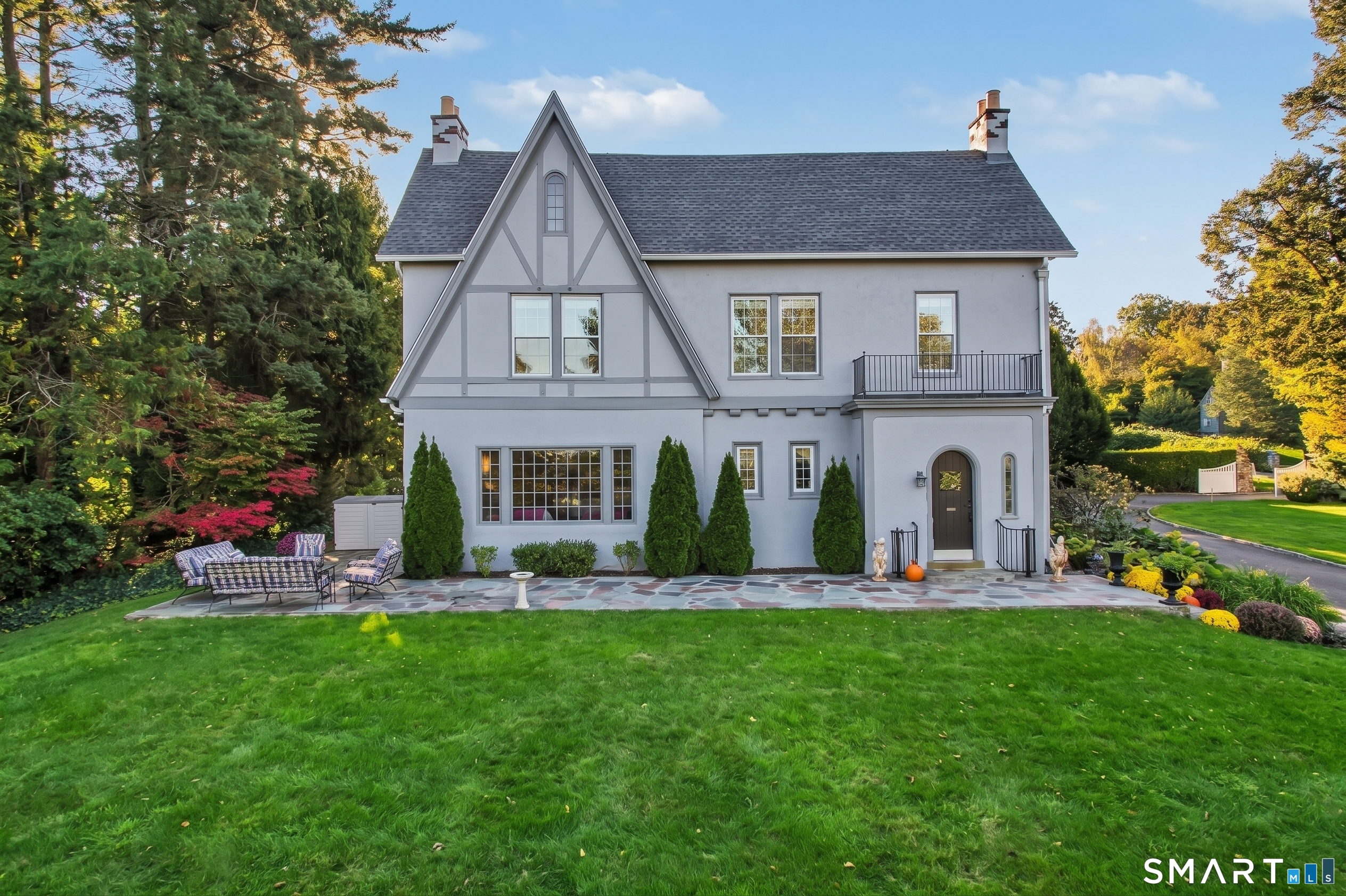 37 Thorne Place, Bridgeport, CT 06605 | For Sale at $2,499,000