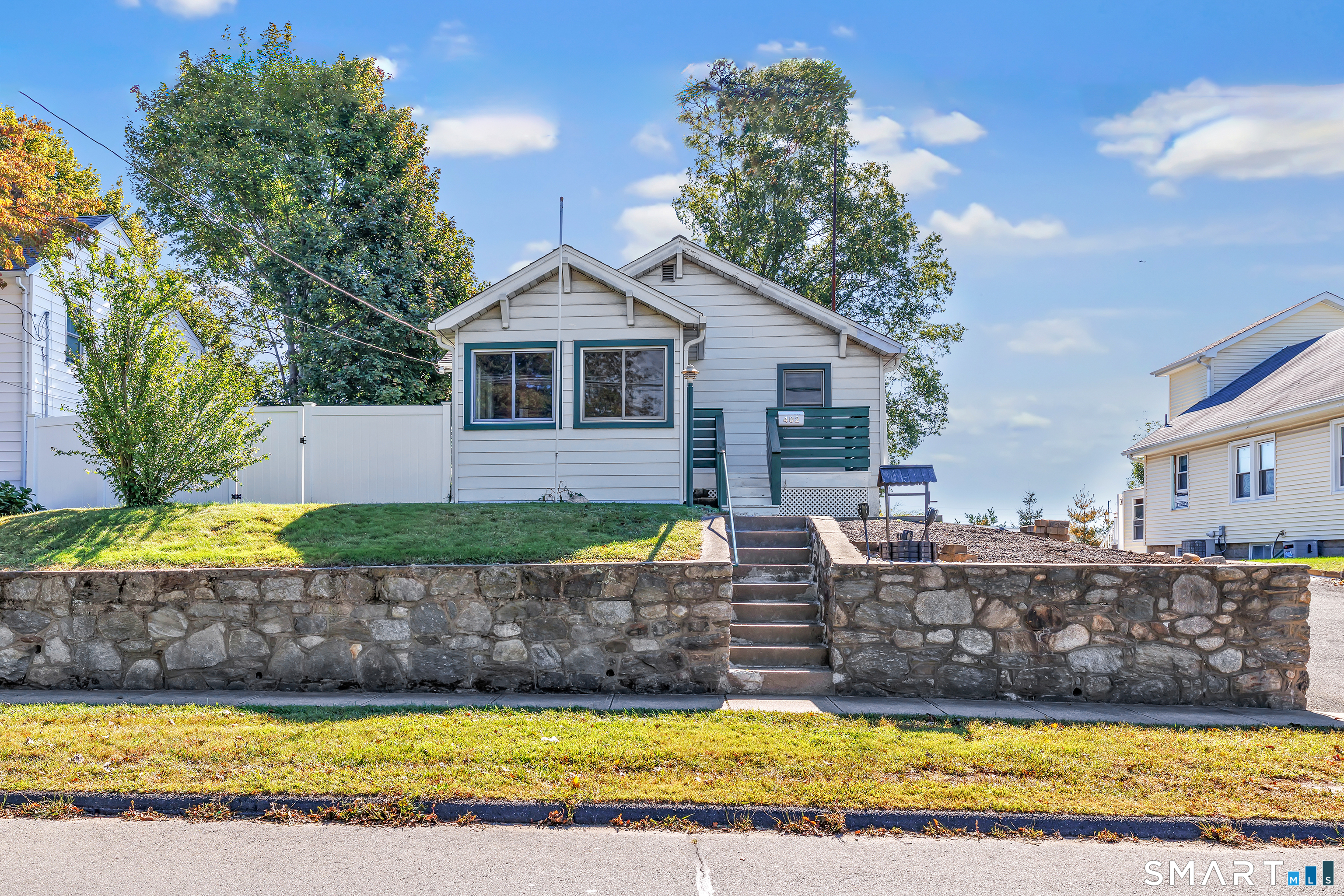 402 Patterson Avenue, Stratford, CT 06614 | For Sale at $374,900