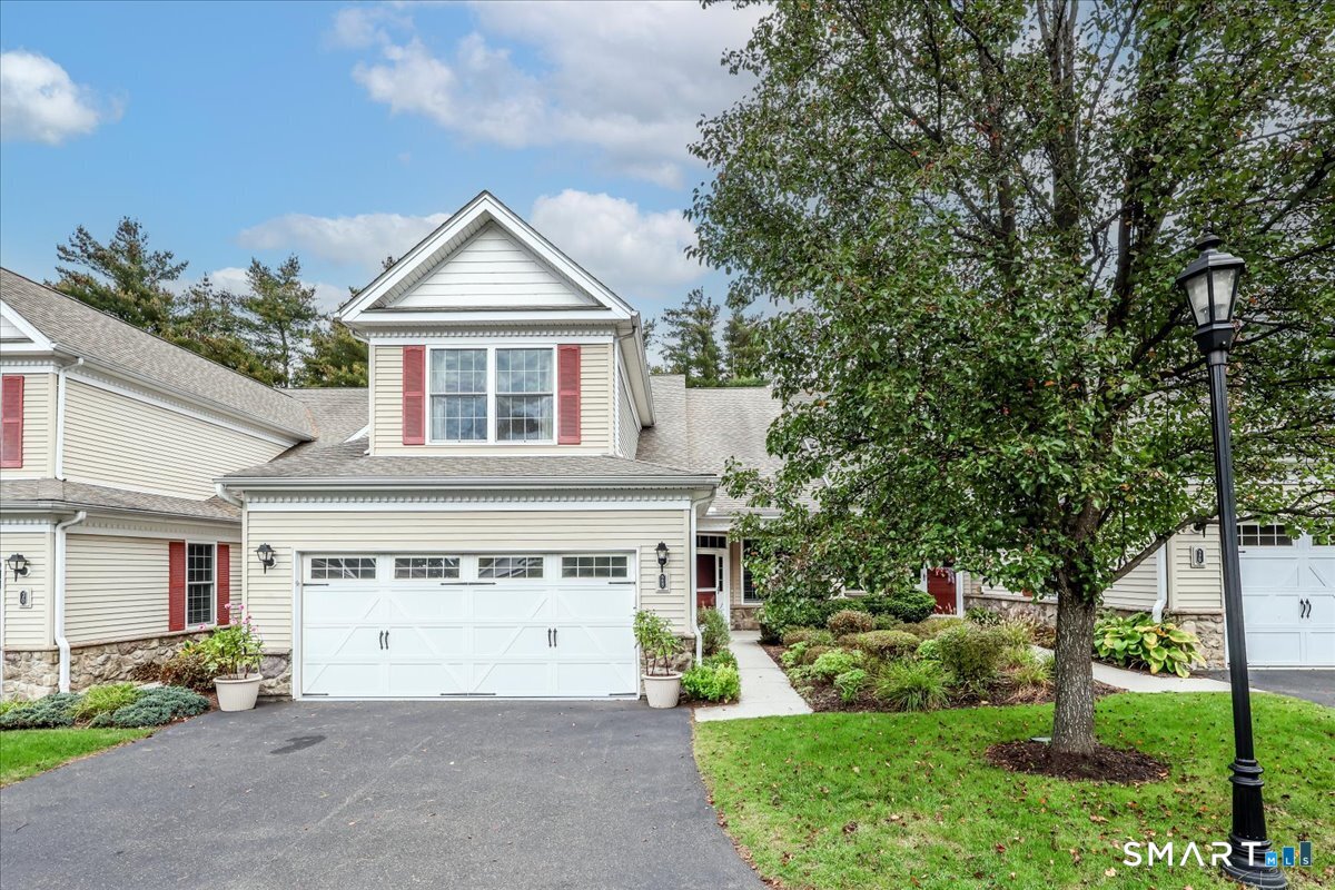 28 Watkins Drive, 28, Newtown, CT 06482 | For Sale at $550,000