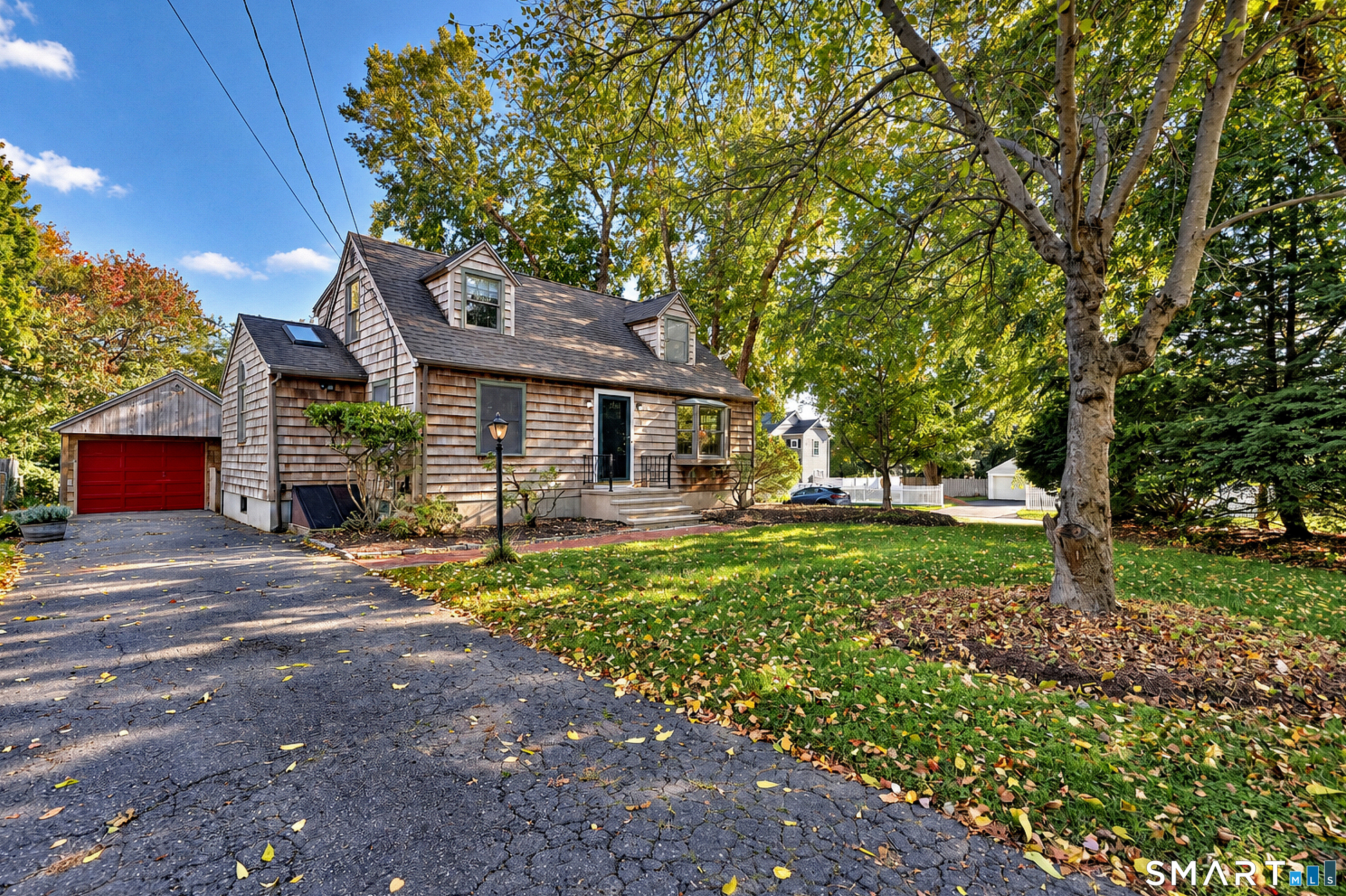 295 Reid Street, Fairfield, CT 06824 | For Sale at $749,900