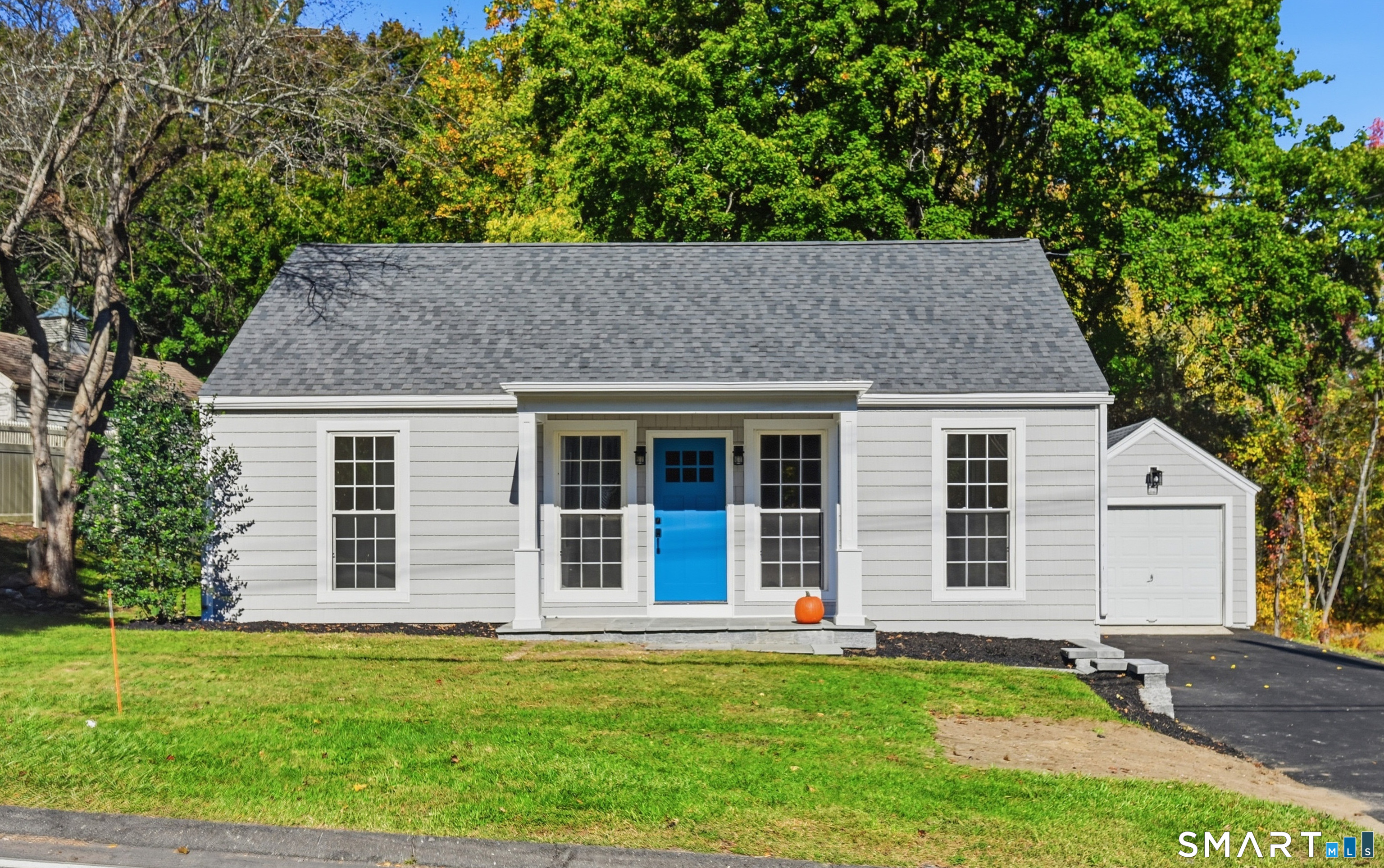 193 Southern Boulevard, Danbury, CT 06810 | For Sale at $485,000