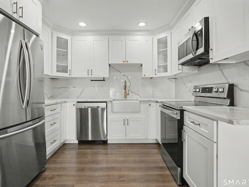  townhouse condo for sale located at 3200 Madison Avenue, 23, Bridgeport, CT 06606