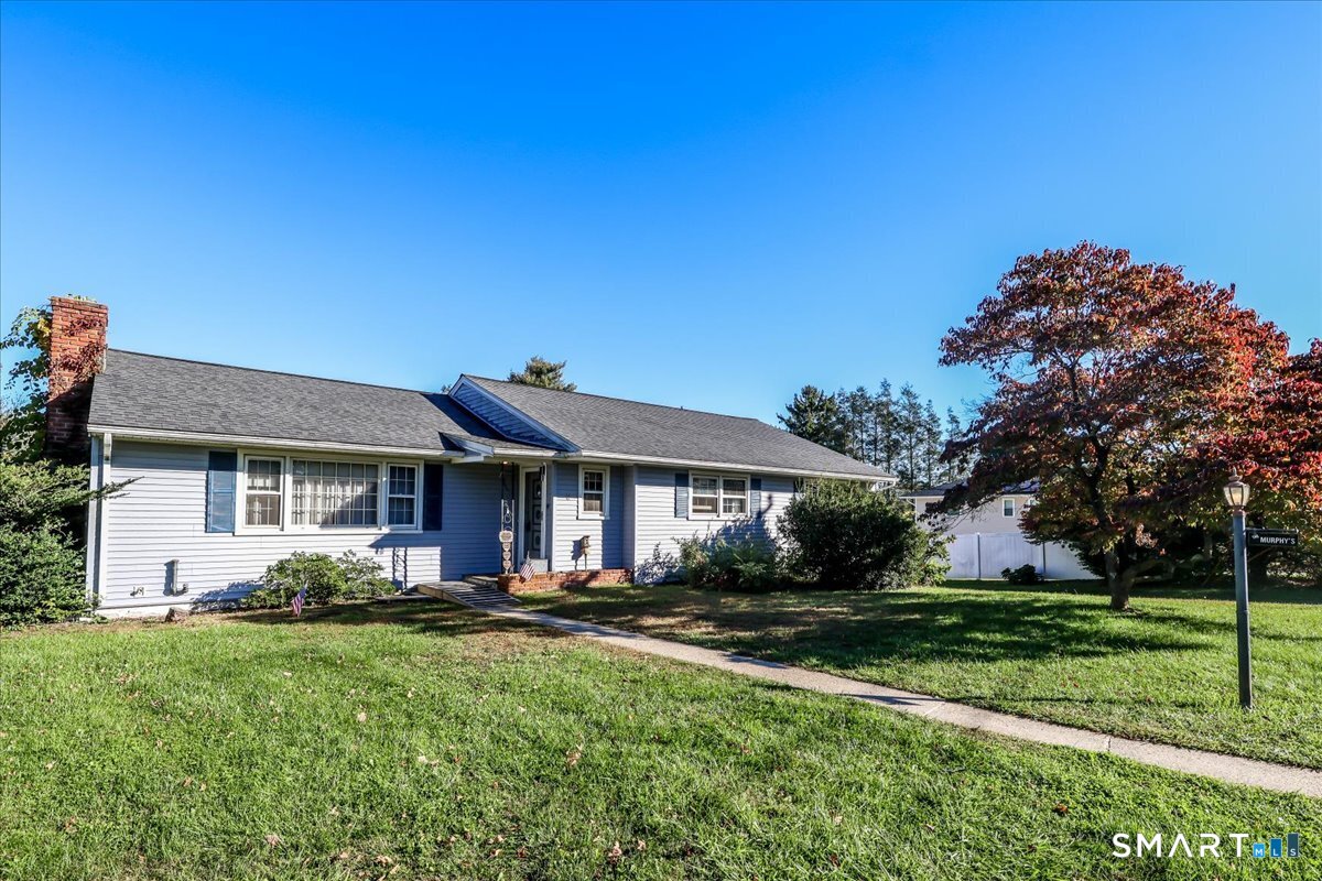 9 Kendall Terrace East, Danbury, CT 06811 | For Sale at $589,900