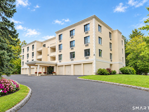  condo home for sale located at 1525 East Putnam Avenue, 306, Greenwich, CT 06870