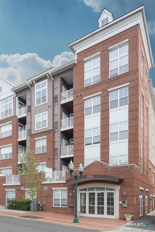 850 East Main Street, 409, Stamford, CT 06902 | For Sale at $495,000