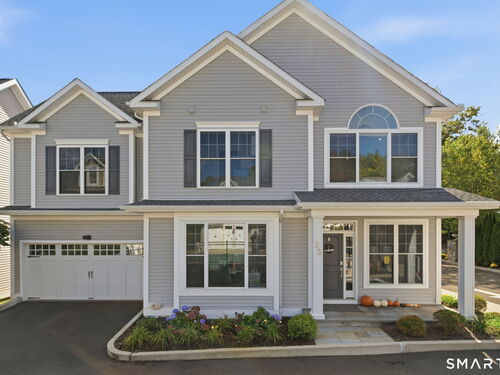  condo home for sale located at 159 Colonial Road, 23, Stamford, CT 06906