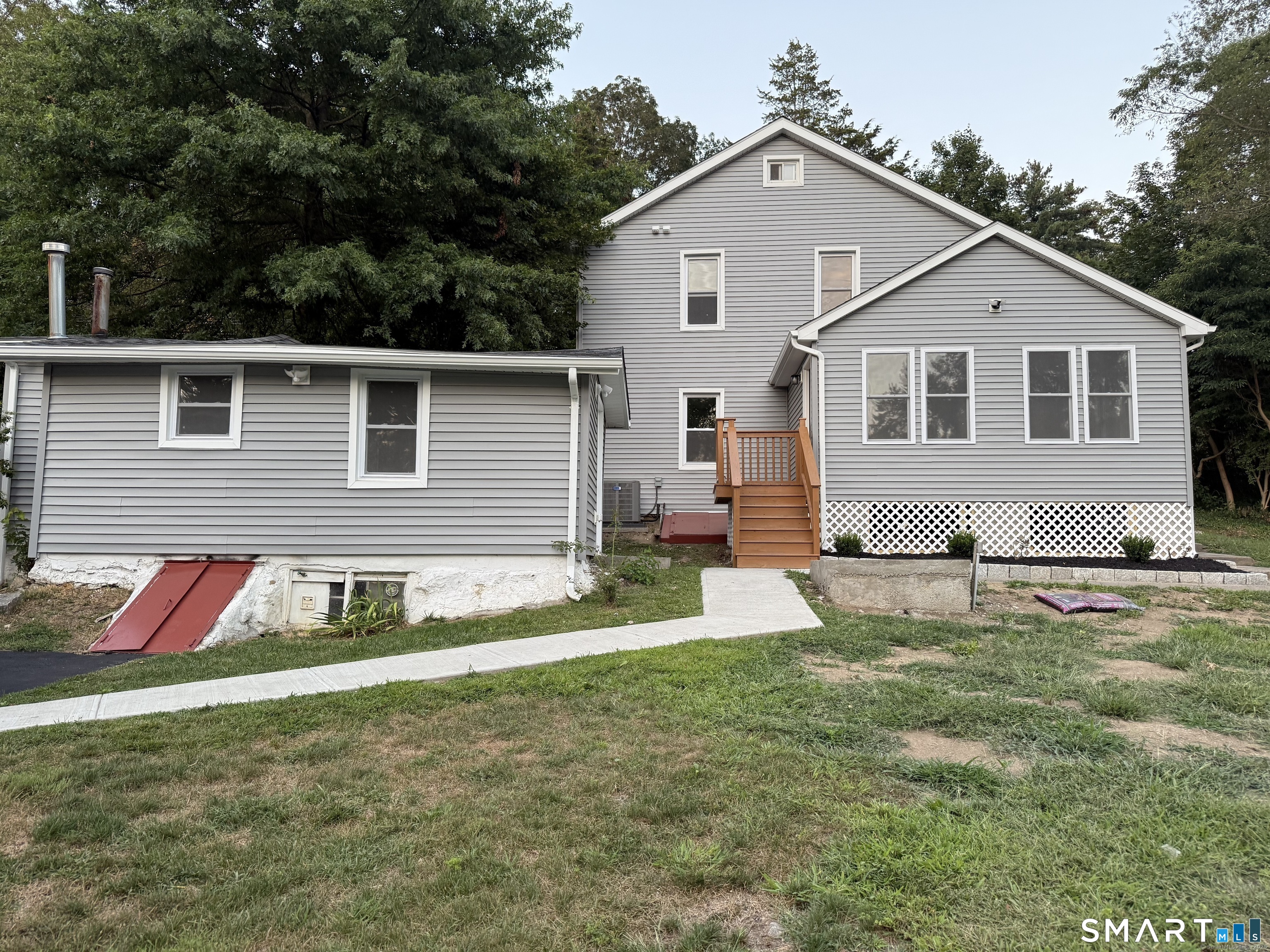 465 James Farm Road, Stratford, CT 06614 | For Sale at $679,900