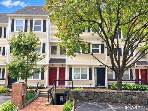  townhouse condo for sale located at 59 Highland Road, 59, Stamford, CT 06902