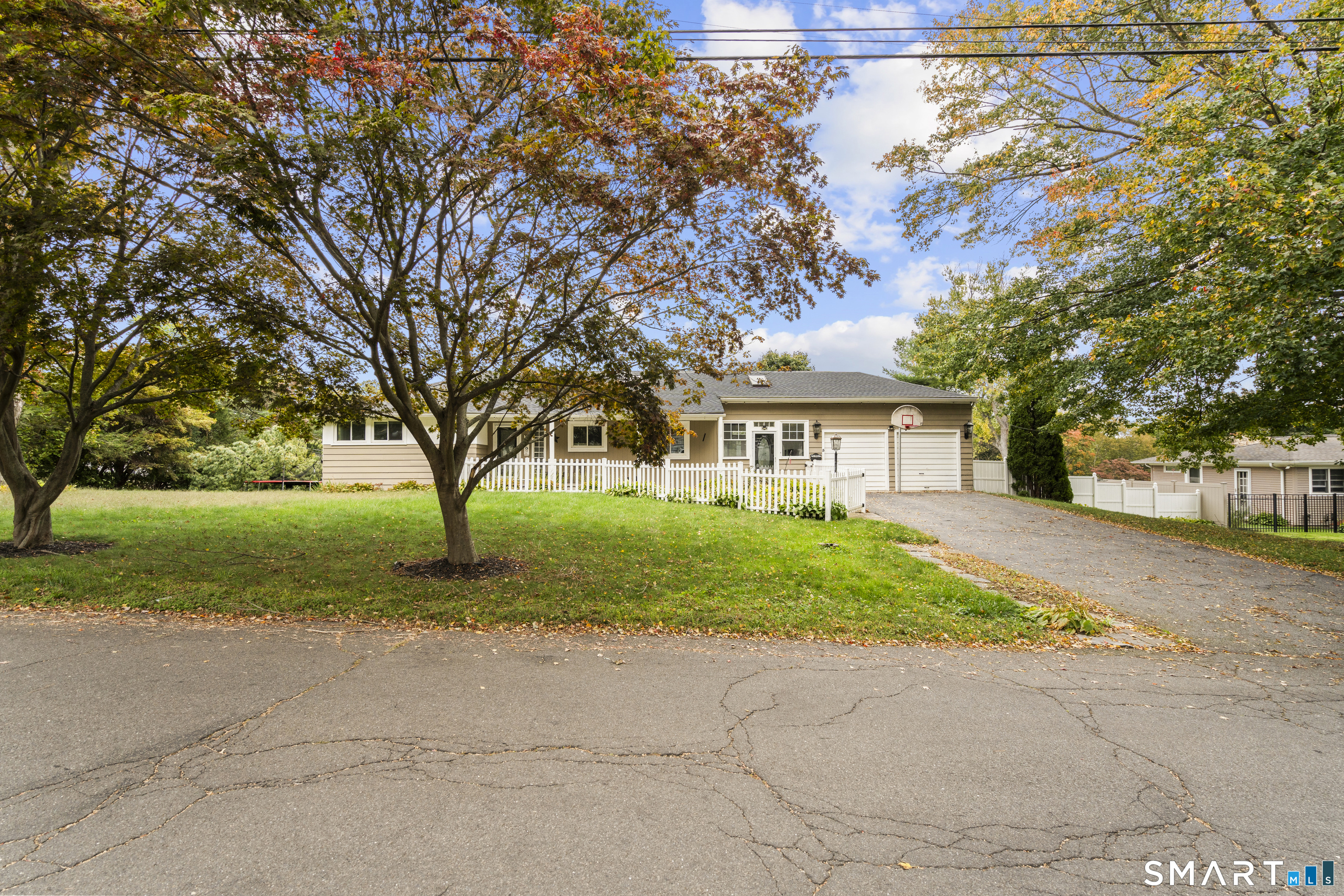5 Arden Road, Trumbull, CT 06611 | For Sale at $650,000