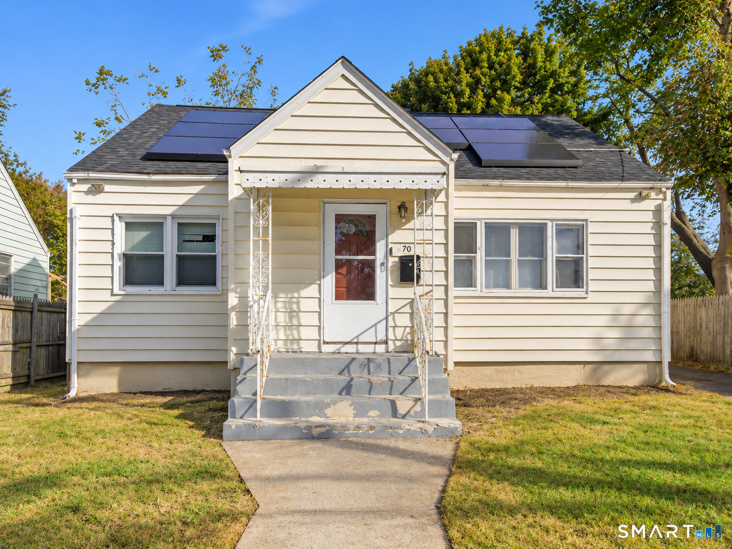 70 Trumbull Avenue, Bridgeport, CT 06606 | For Sale at $525,000