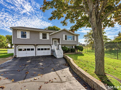  single family home for sale located at 115 Oak Bluff Avenue, Stratford, CT 06615