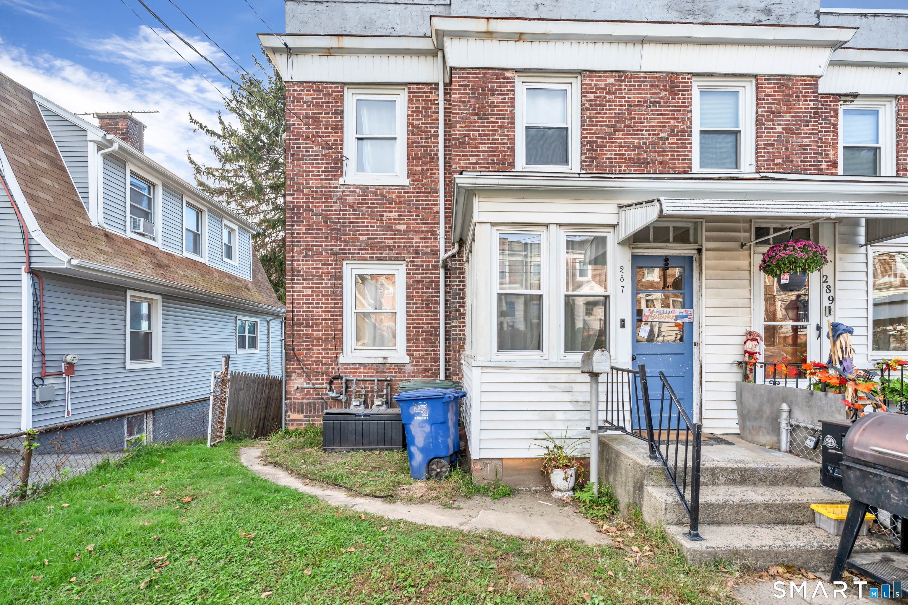 287 Remington Street, Bridgeport, CT 06610 | For Sale at $270,000