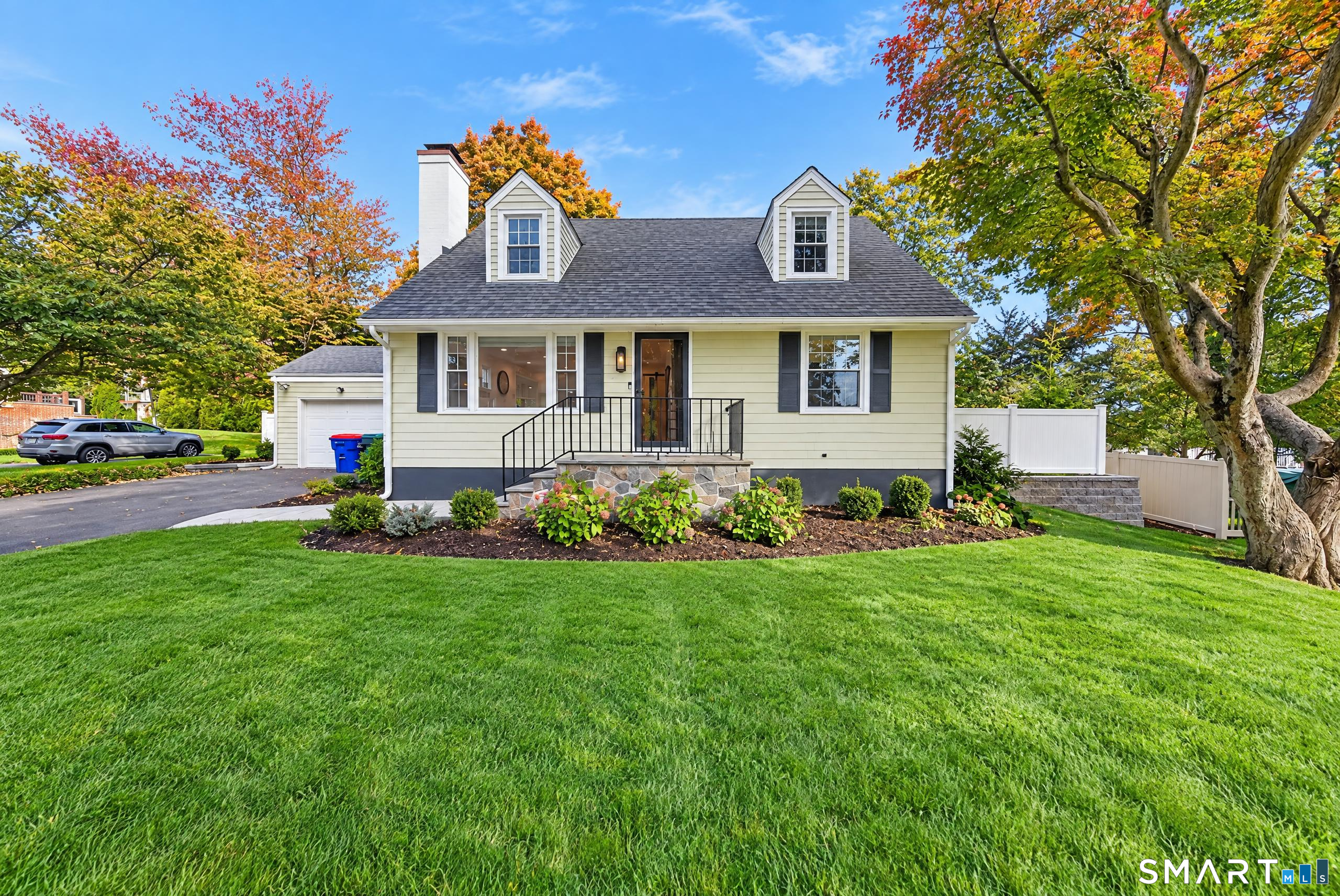 18 Maple Street, Trumbull, CT 06611 | For Sale at $719,000