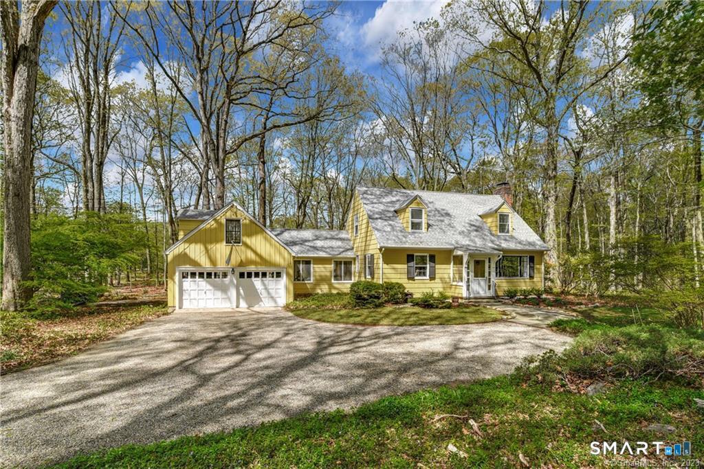 792 Smith Ridge Road, New Canaan, CT 06840 | For Sale at $1,295,000