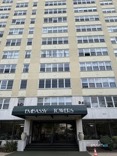 2625 Park Avenue, 9p, Bridgeport, CT 06604 | For Sale at $239,900