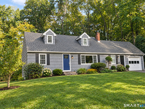  single family home for sale located at 11 Flax Hill Road, Brookfield, CT 06804