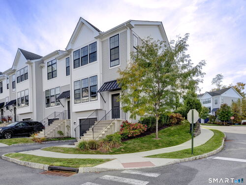  townhouse condo for sale located at 1 West Cross Trail, 120, Danbury, CT 06810