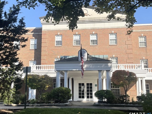  condo home for sale located at 59 Courtland Avenue, 2m, Stamford, CT 06902