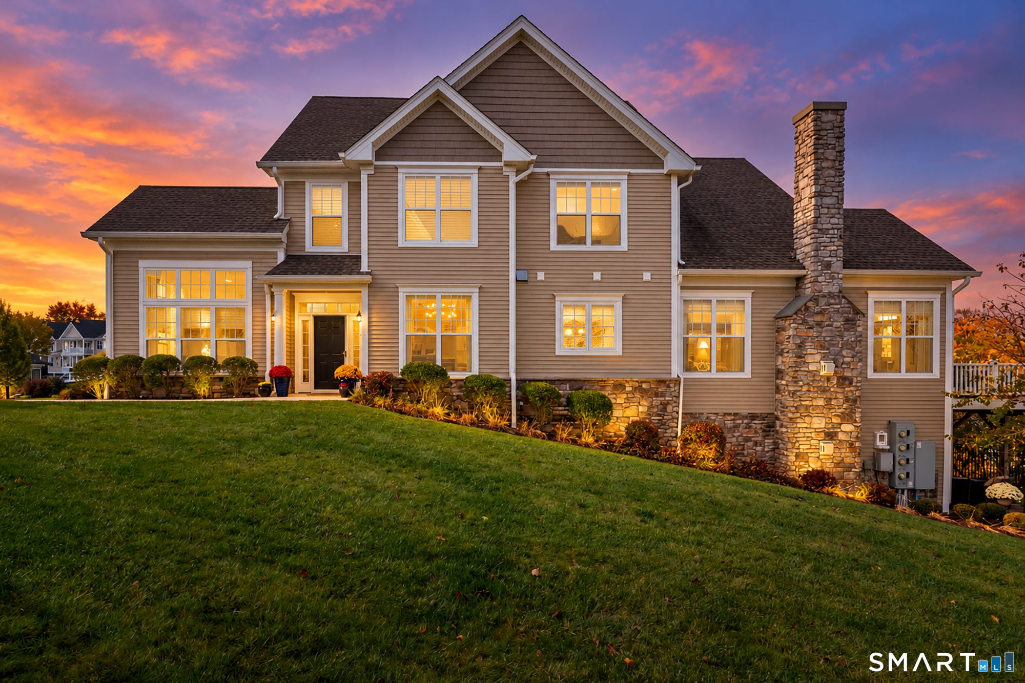 42 Country View Road, 42, Danbury, CT 06810 | For Sale at $1,175,000