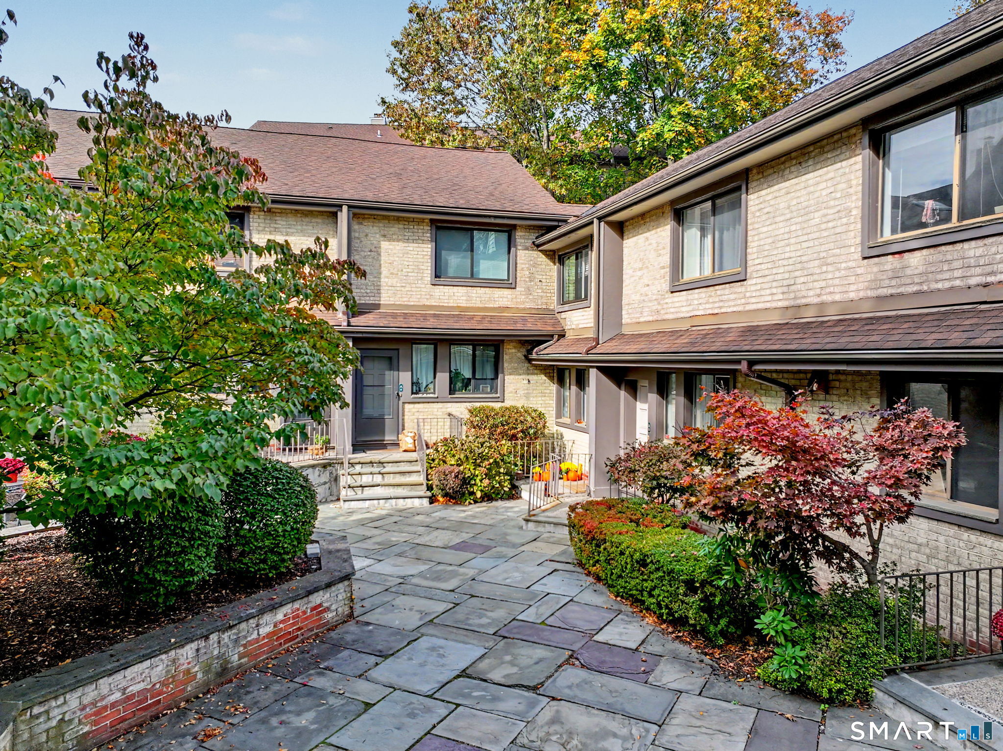 2437 Bedford Street, a7, Stamford, CT 06905 | For Sale at $525,000