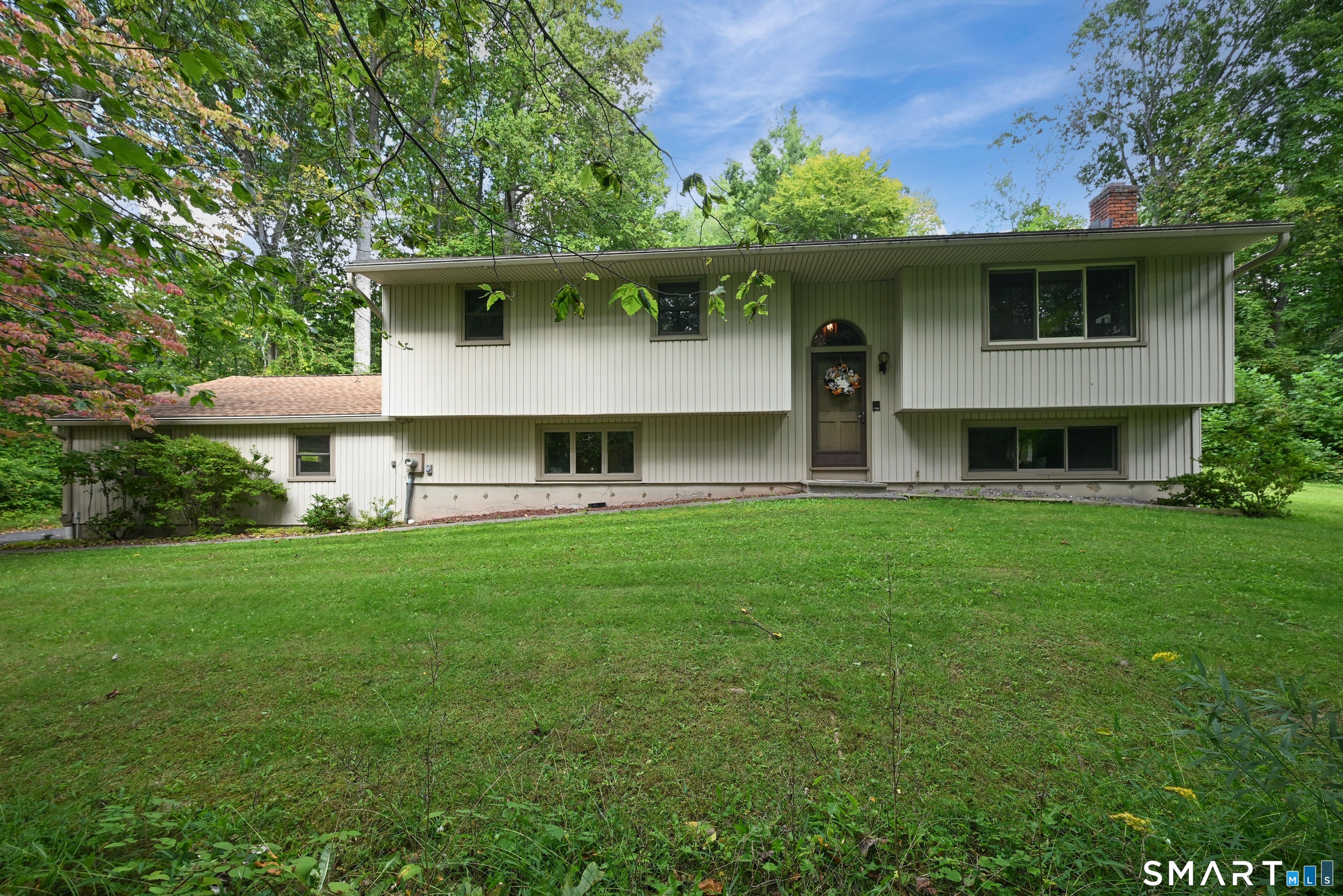 19 Willow Run, Brookfield, CT 06804 | For Sale at $615,000