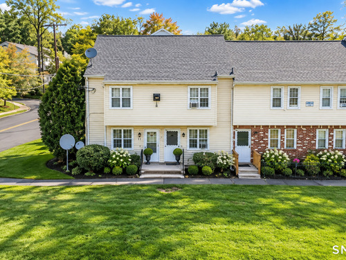  townhouse condo for sale located at 14 Scuppo Road, d1, Danbury, CT 06811