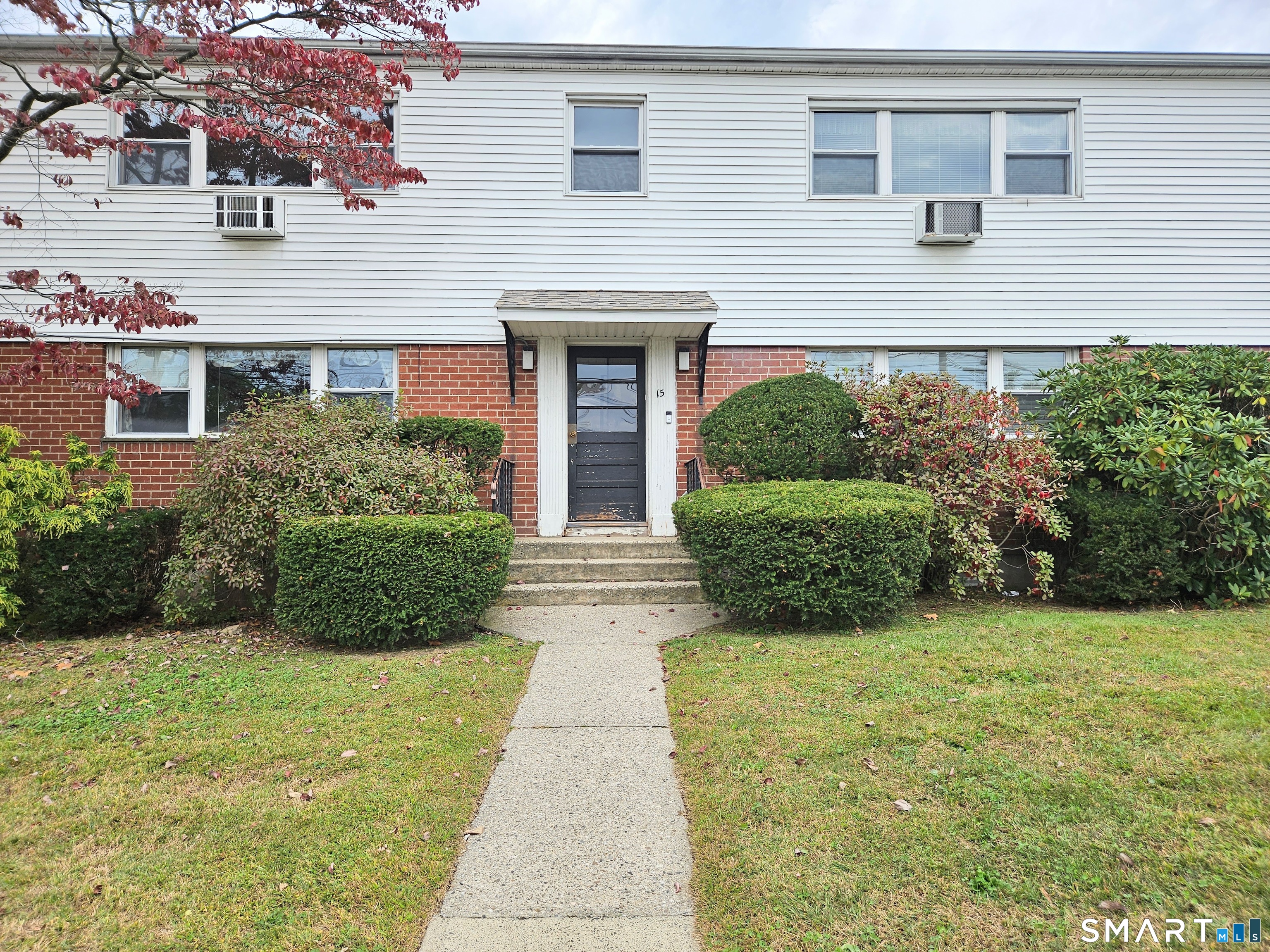 15 Cherry Hill Drive, 2a, Bridgeport, CT 06606 | For Sale at $239,000
