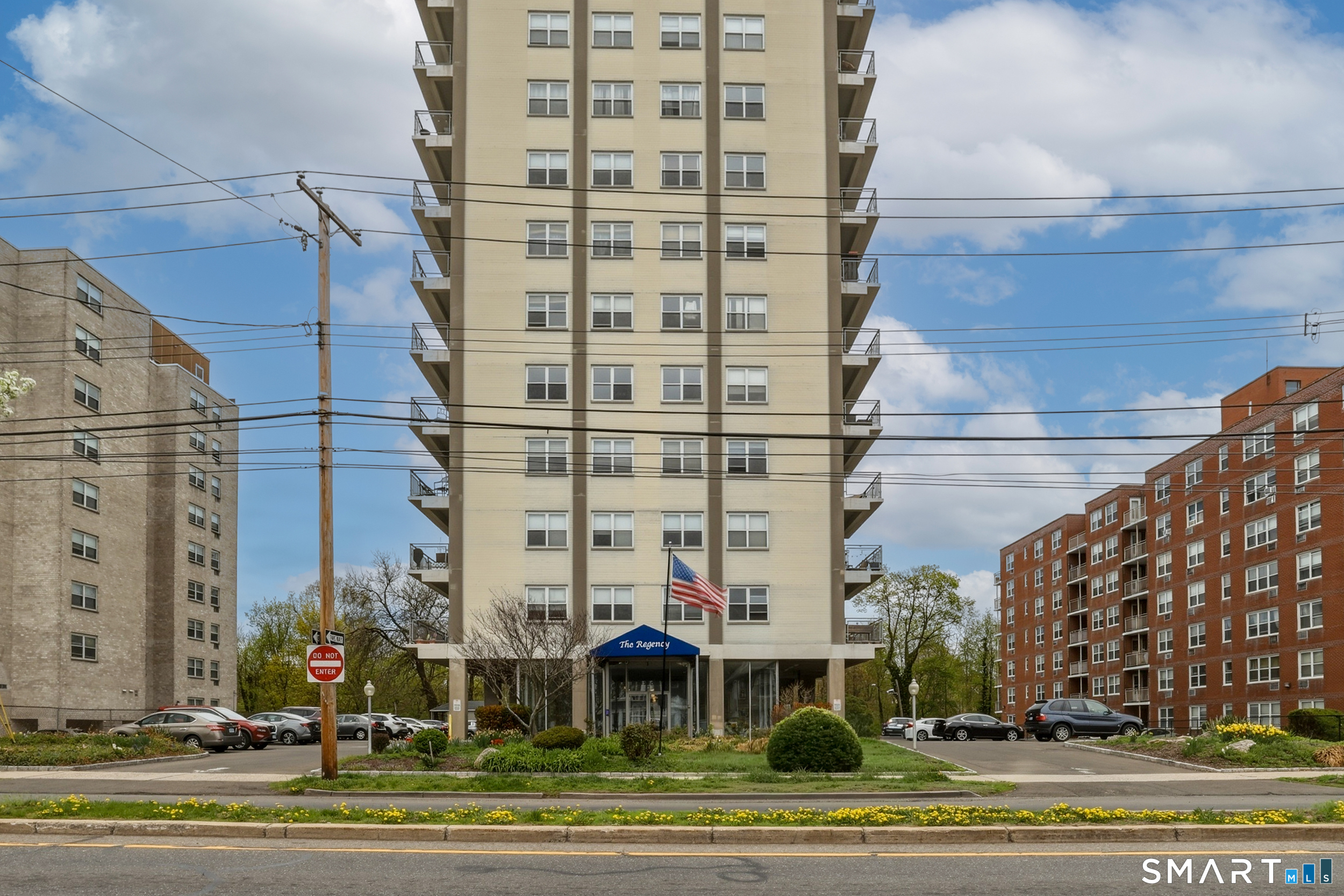 2370 North Avenue, 4c, Bridgeport, CT 06604 | For Sale at $170,000