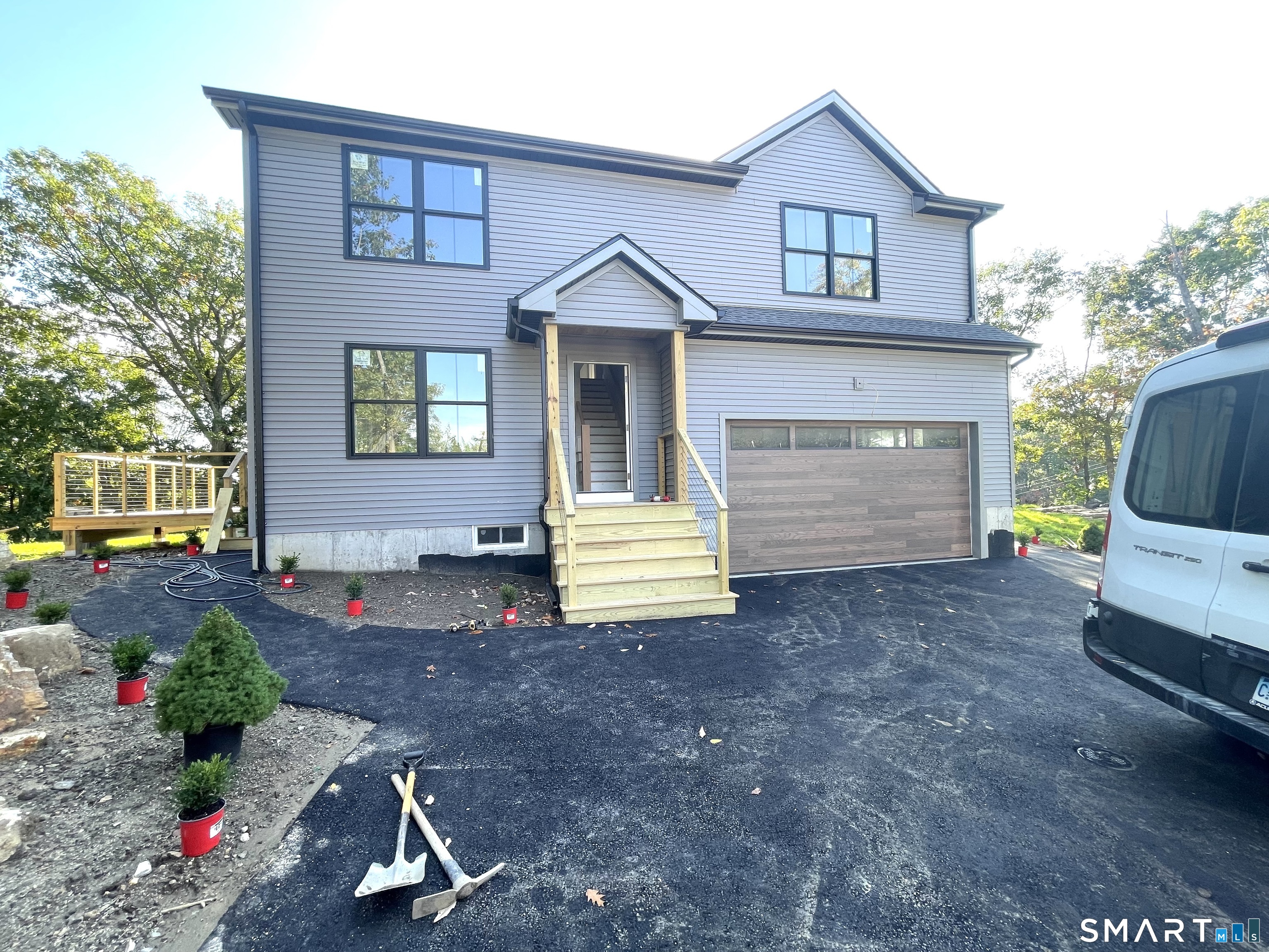 205 Red Oak Road, Bridgeport, CT 06606 | For Sale at $629,900