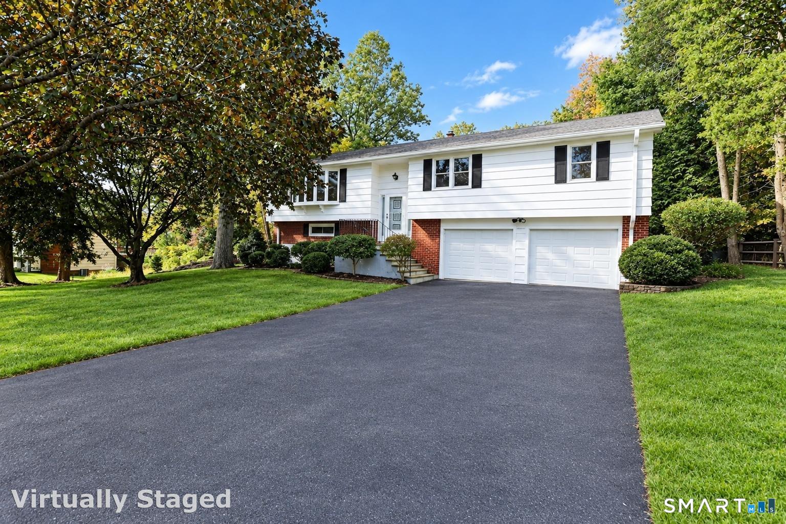 11 Rosellen Drive, Trumbull, CT 06611 | For Sale at $575,000