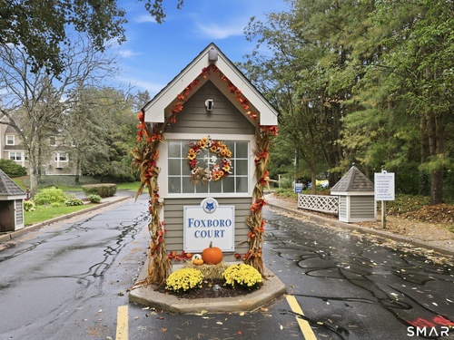  townhouse condo for sale located at 914 Foxboro Drive, 914, Norwalk, CT 06851