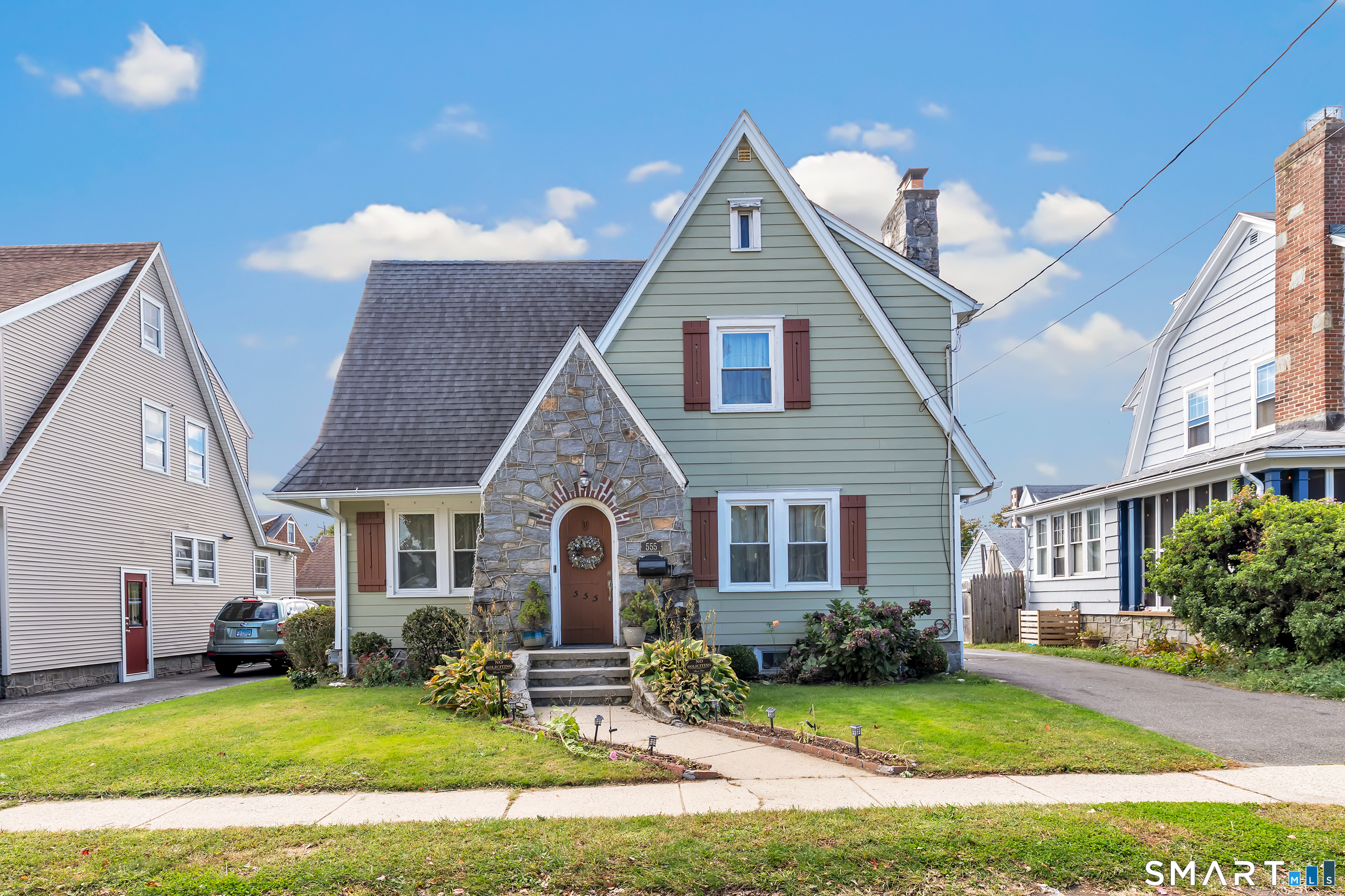 555 Windsor Avenue, Stratford, CT 06614 | For Sale at $499,900