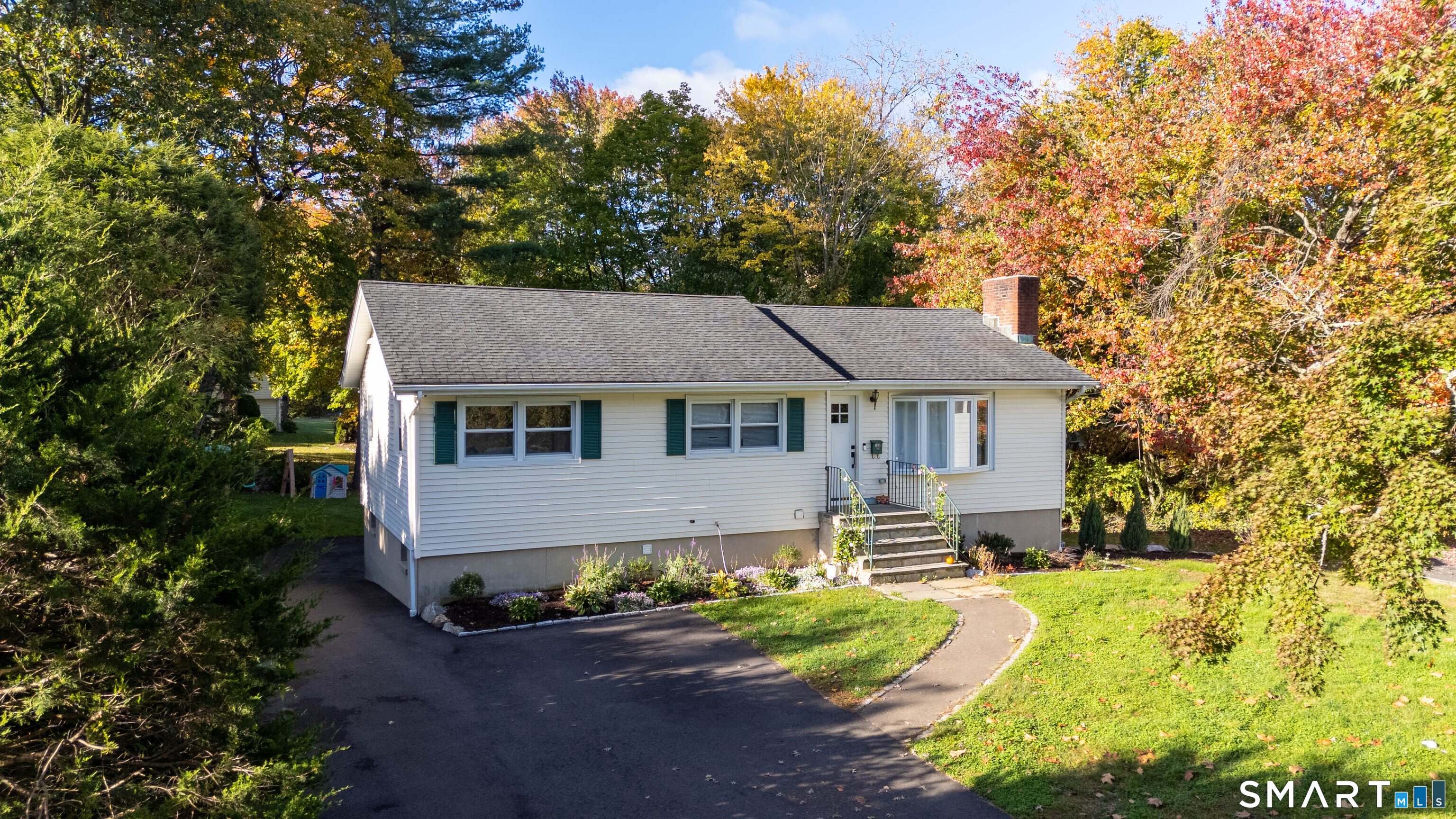 100 Fawn Drive, Stamford, CT 06905 | For Sale at $750,000