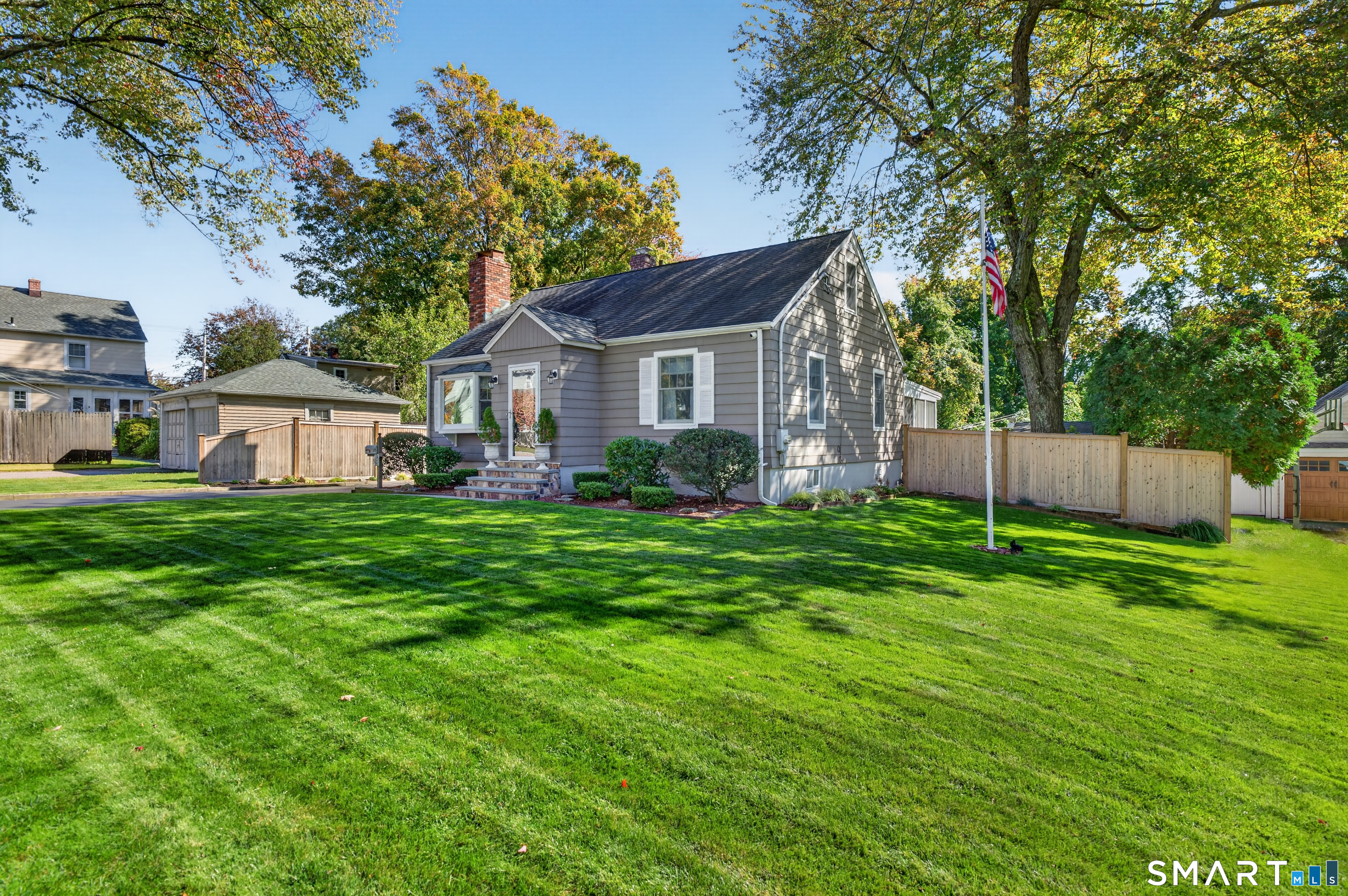35 Highlawn Road, Fairfield, CT 06824 | For Sale at $739,900