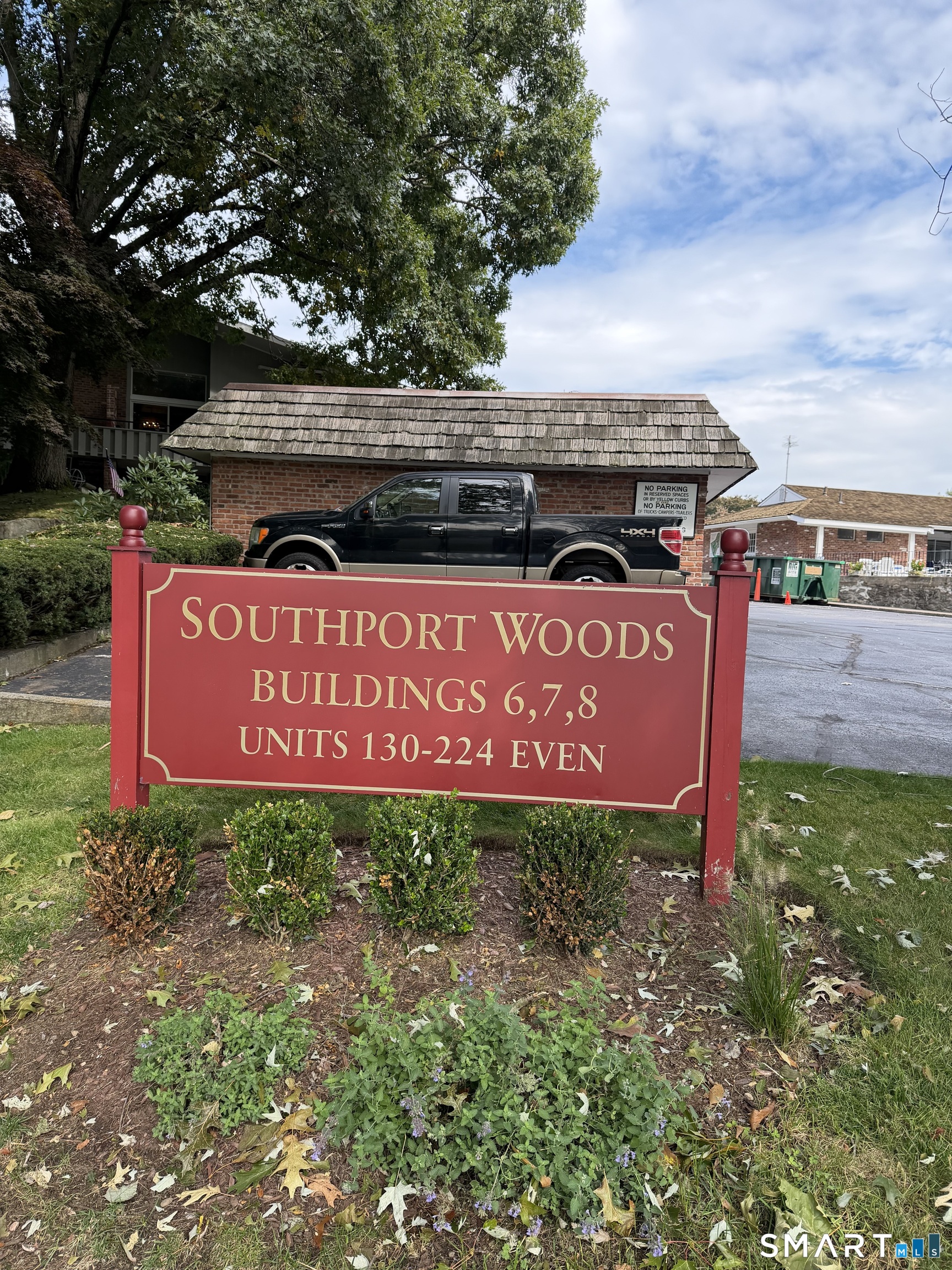 148 Southport Woods Drive, 148, Fairfield, CT 06890 | For Sale at $575,000