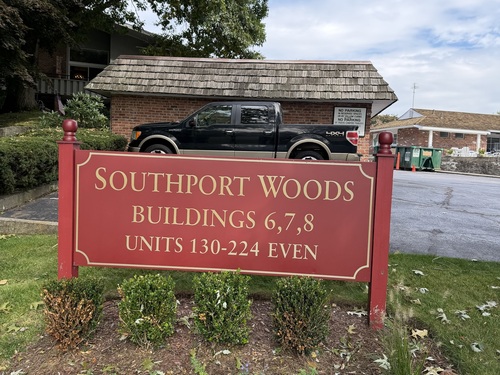 condo home for sale located at 148 Southport Woods Drive, 148, Fairfield, CT 06890