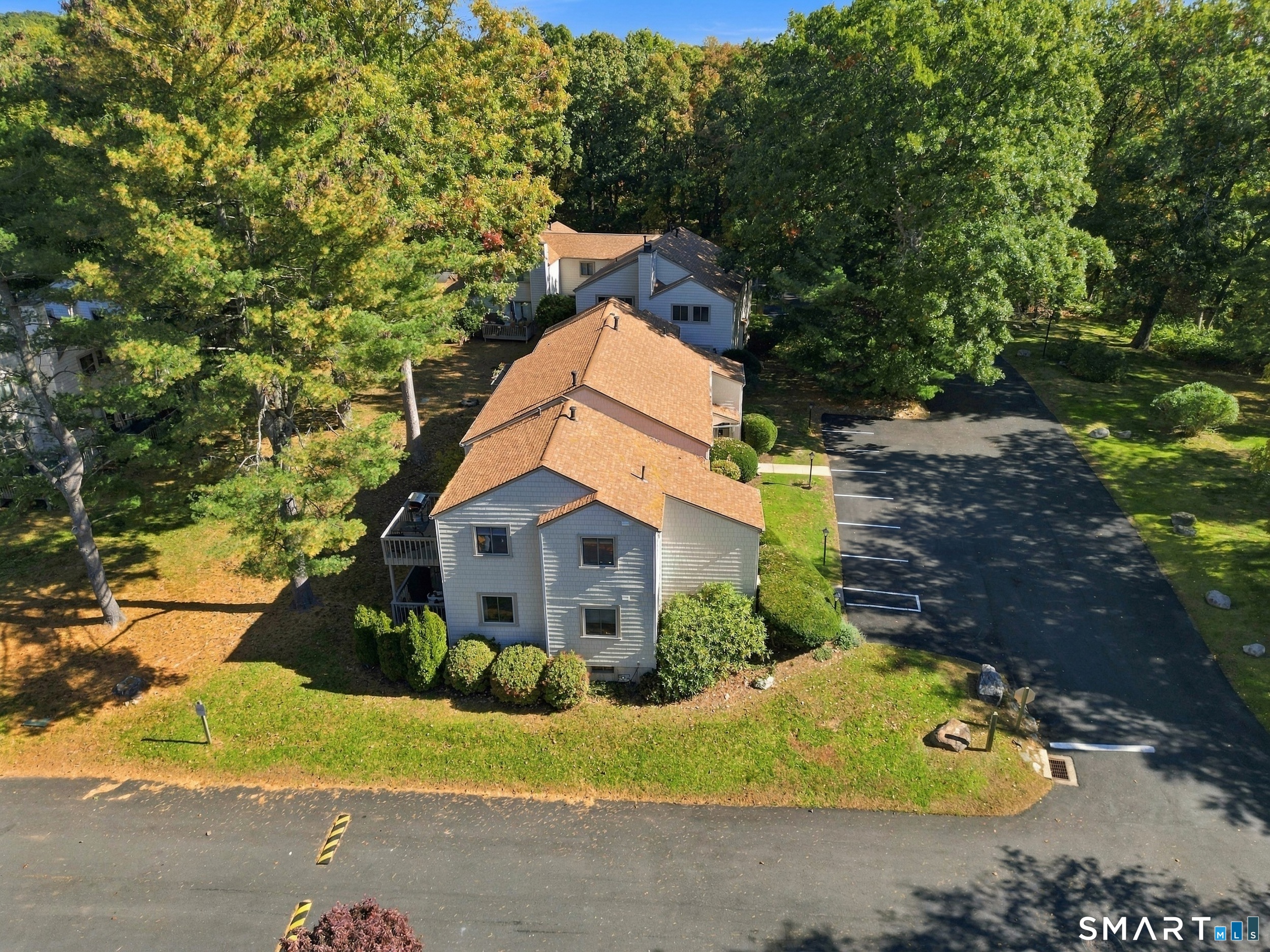 106 Smoke Valley Drive, a, Stratford, CT 06614 | For Sale at $299,900
