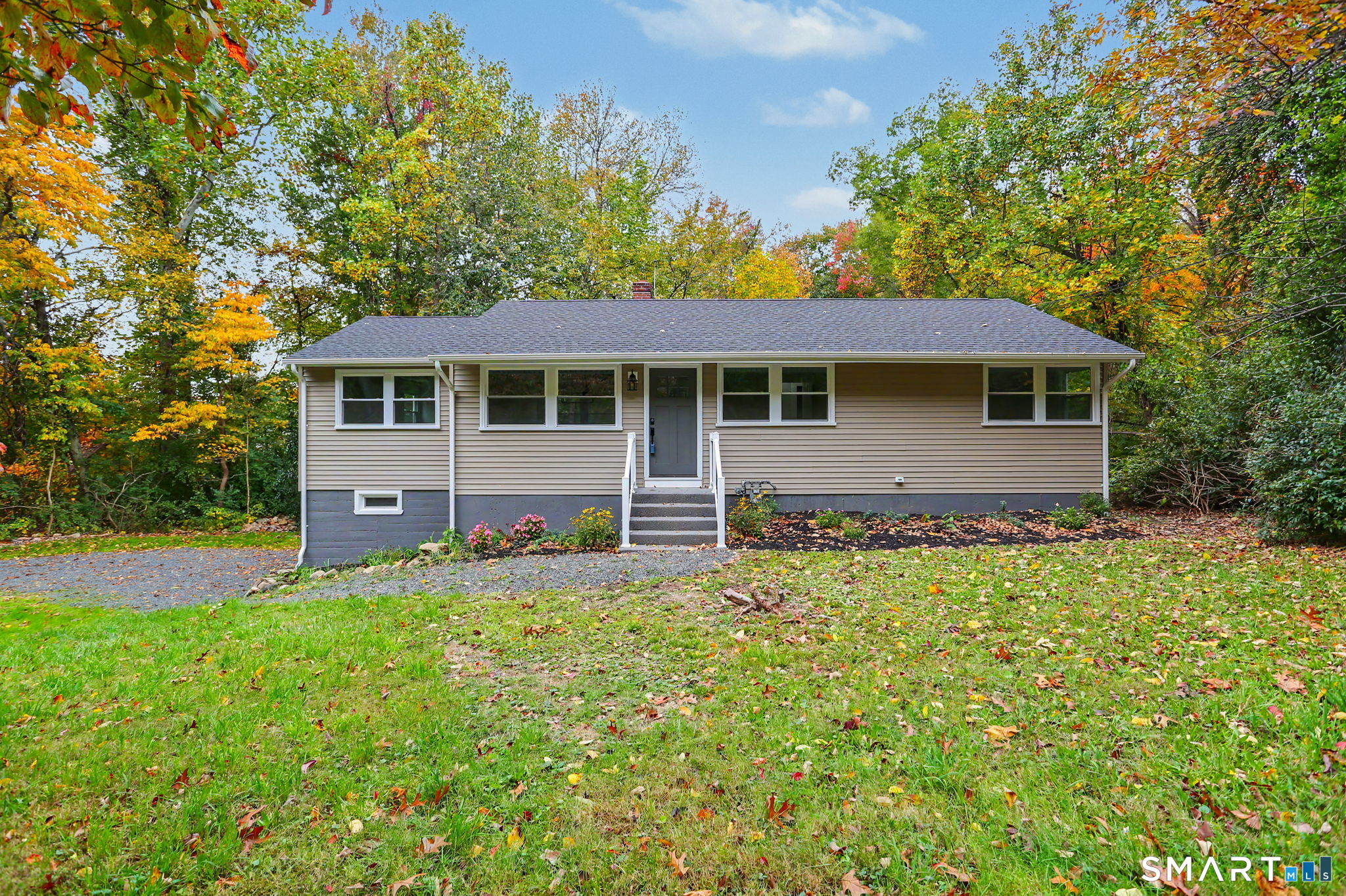 35 Columbine Drive, Trumbull, CT 06611 | For Sale at $489,900
